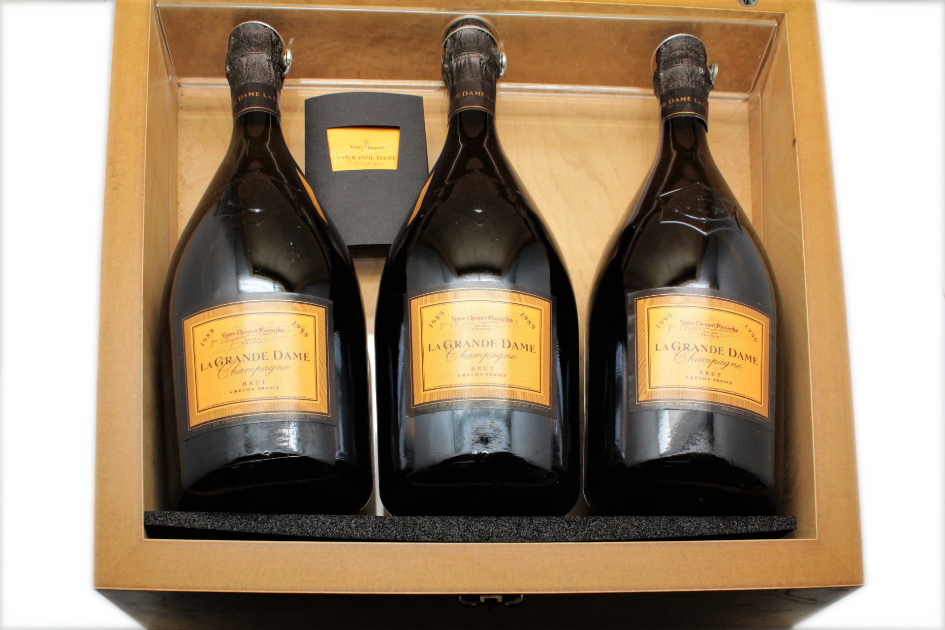 Veuve Clicquot Trilogie La Grande Dame 1988 1989 1990