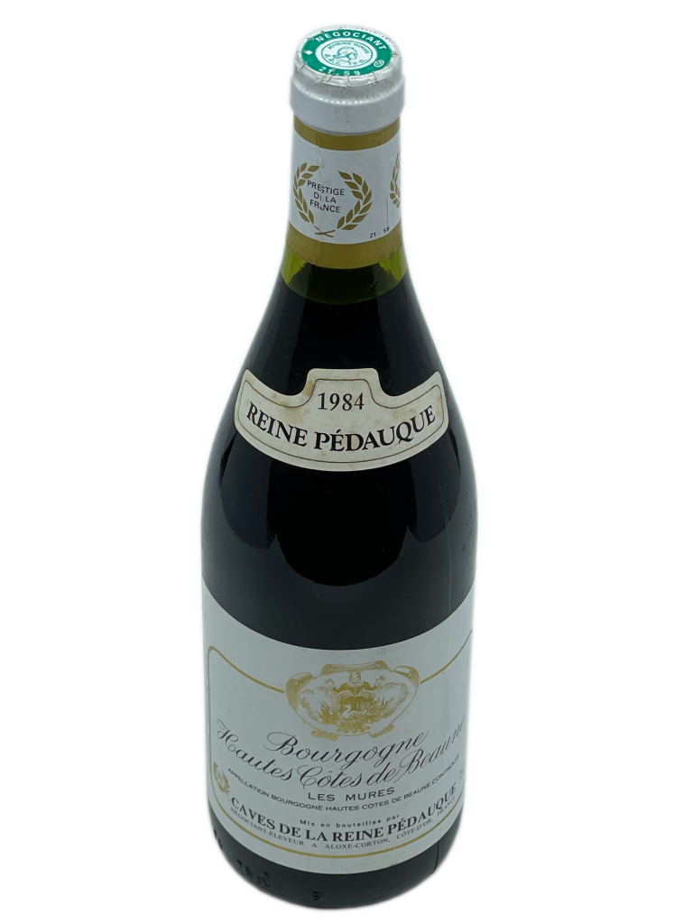 Bourgogne hautes côtes de Beaune reine maison légende corton caves colline réputation internationale signature côte d’or appellation couleur soutenue saveurs puissantes tanins soyeux moelleux acidité millésime robe grenat translucide nez discret fruits noirs mûres épice bouche ronde ample veloutée fine charnue aromatique arômes fraîcheur finale fine mâche subtile crayeuse fruits rouge mûrs juteux épice