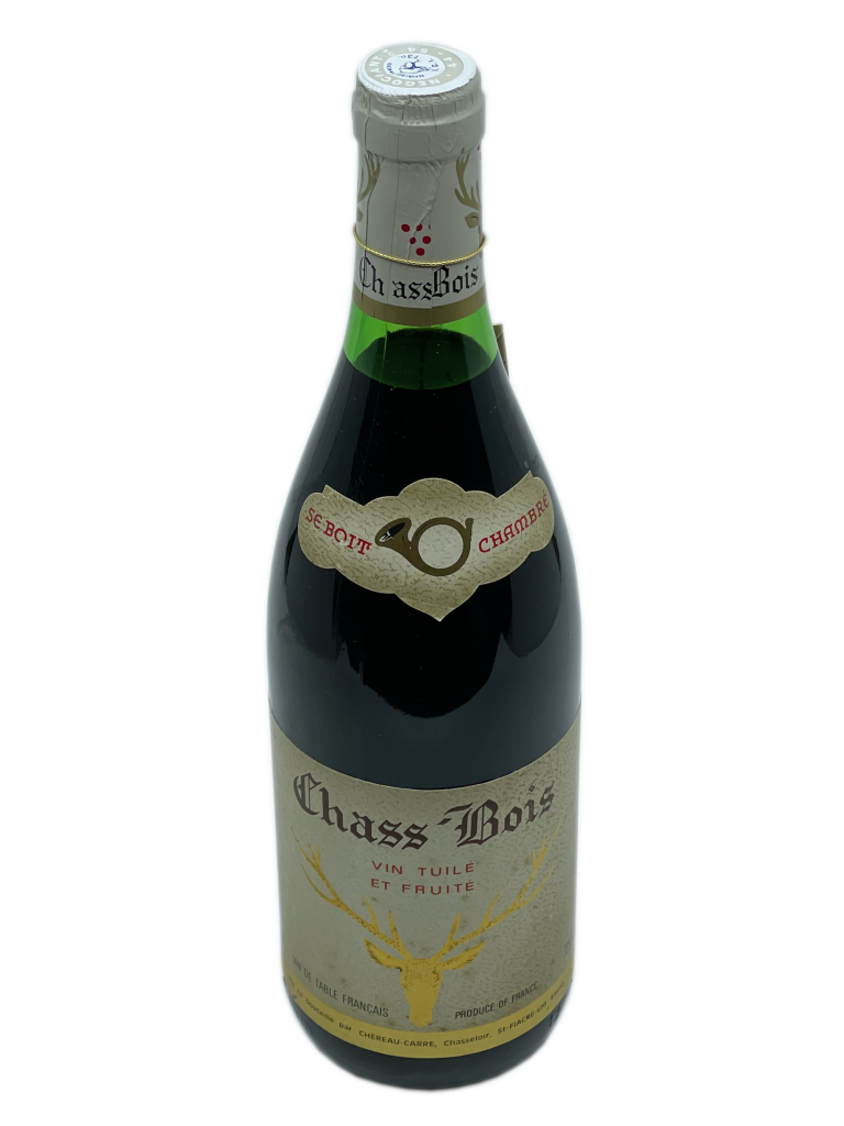 Loire muscadet pays nantais château de Chasseloir terroirs tradition cuvée nantes famille génération domaine viticole vin table rouge fruité tuilé vallée loire cépage merlot noir millésime bouche fruits rouges tanins souples chambré