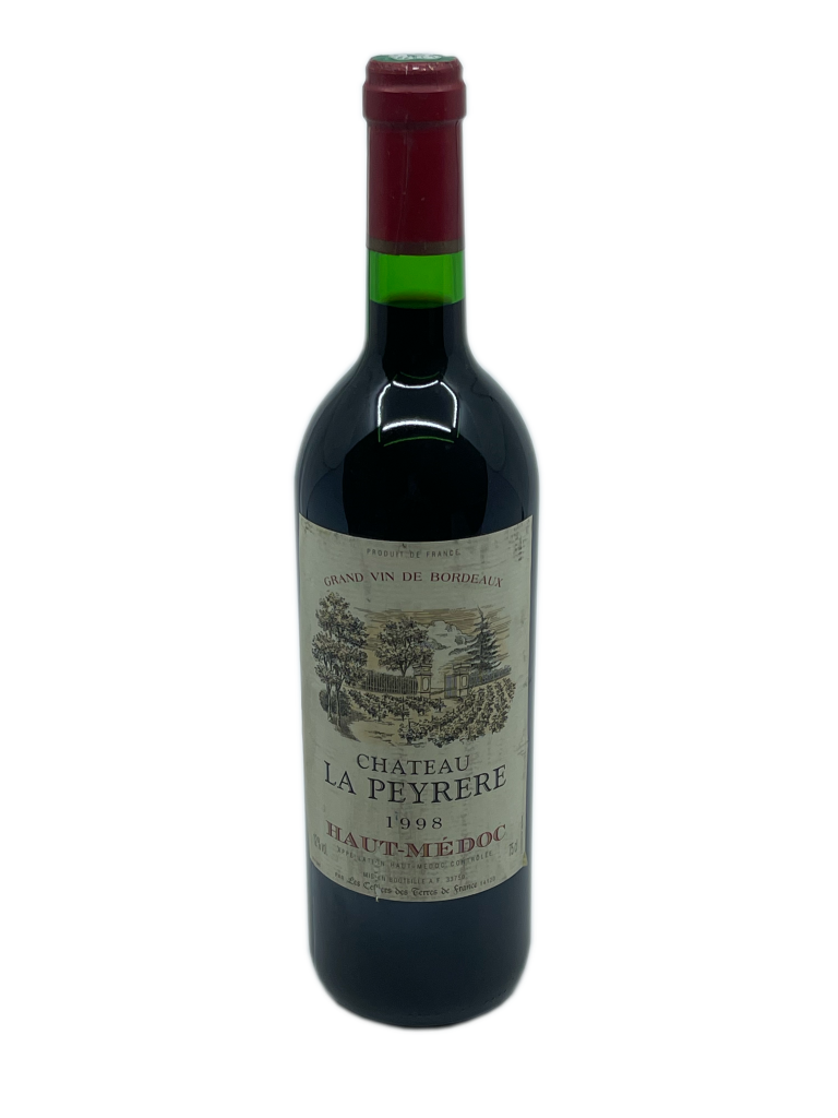 Bordeaux Haut Médoc château la Peyrère négociant banquier secrétaire Roy bâtir propriété ancêtres exploitation domaine viticole vignoble vigne vin rouge construction bateau baptisé blason gravé cheminée chais modernisés rénover passion vinifier soin grand vin cru classé 1855 apprécié reconnu Cathy et Jean-Jacques Lucas