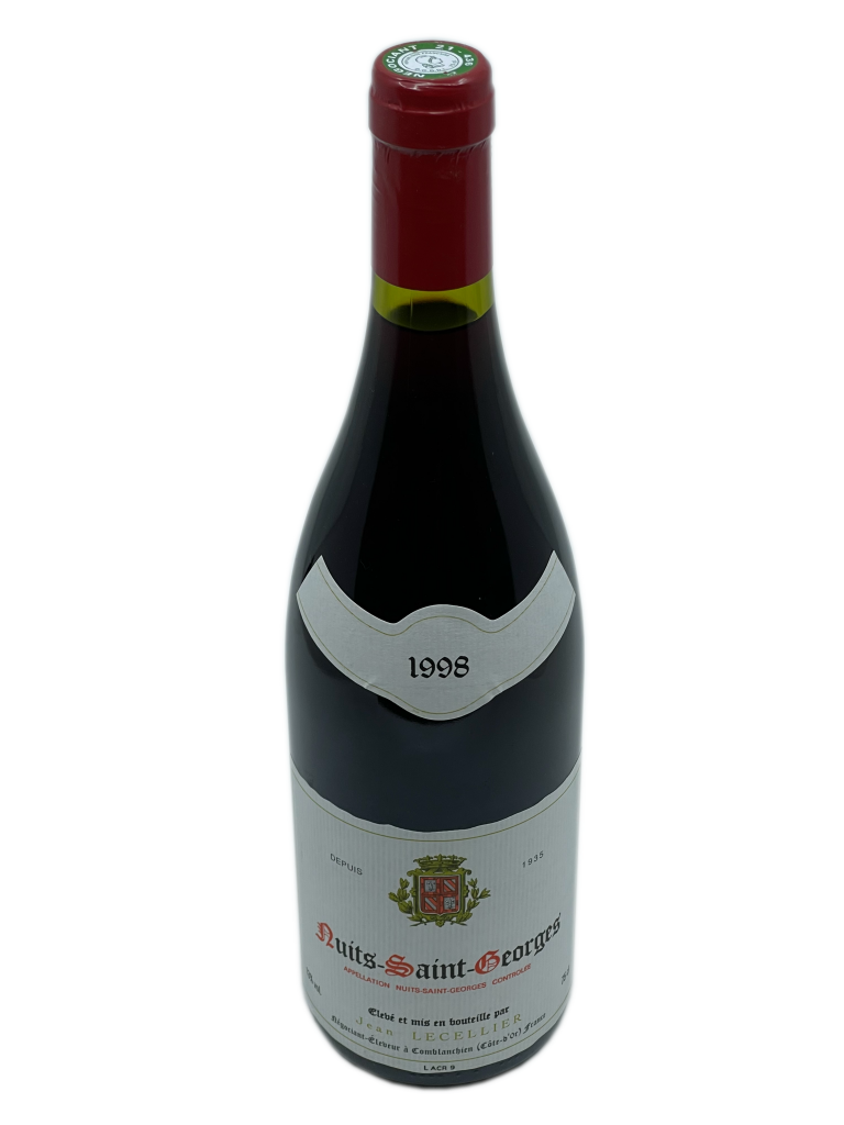 Bourgogne nuits saint georges appellation village communale côte de nuits tradition vignes terroir millésime connaisseur grand cru vignoble vin rouge pinot noir calcaire vigoureux corsé charpenté structuré équilibré long bouche garde maturité sensuelle racée robe pourpre brillant intense arômes cerise cassis fraises fruits rouges compoté cuir truffe fourrure gibier ferme capiteux vieillissement