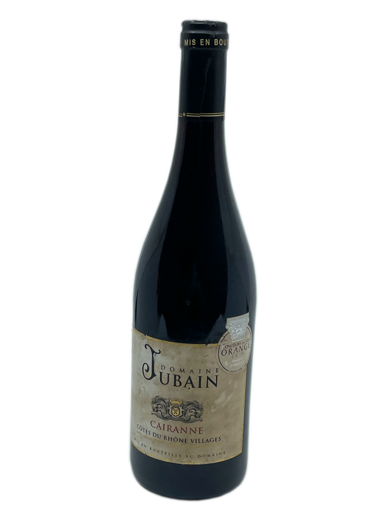 Rhône Côtes du Rhône Villages Cairanne vigne vin rouge viticulteur vigneron vinification exploitation domaine terroir appellation parcelle hectare puissant tannique millésime superbe robe noire nez bouche séduire nuance fruits noirs macération chocolat suave riche étoffé tanins puissants assemblage 5 cépages typique vallée du Rhône puissant grenache solide structure Mourvèdre tannique souple longévité syrah aromatique cinsault carignan originalité goût de terroir